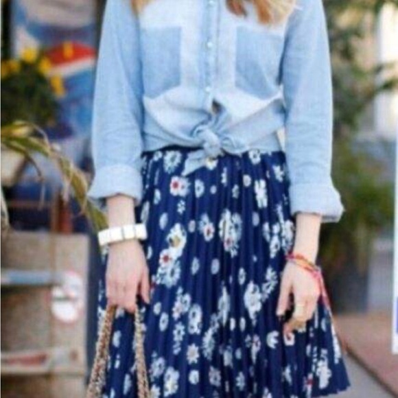 Jason wu for target daisy navy pleated skirt - Picture 2 of 5